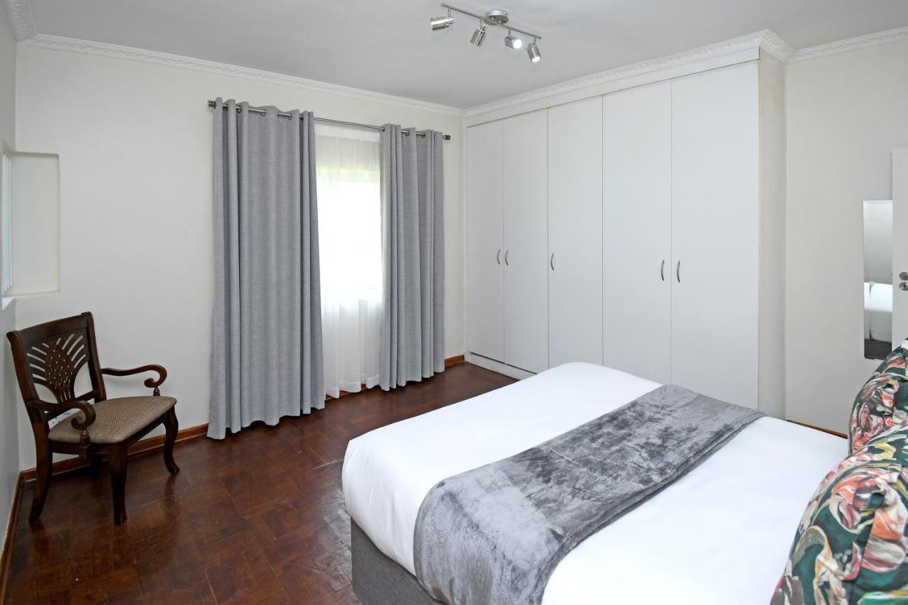 Zwelakho Furnished Apartments The Cube Johannesburg Exterior foto