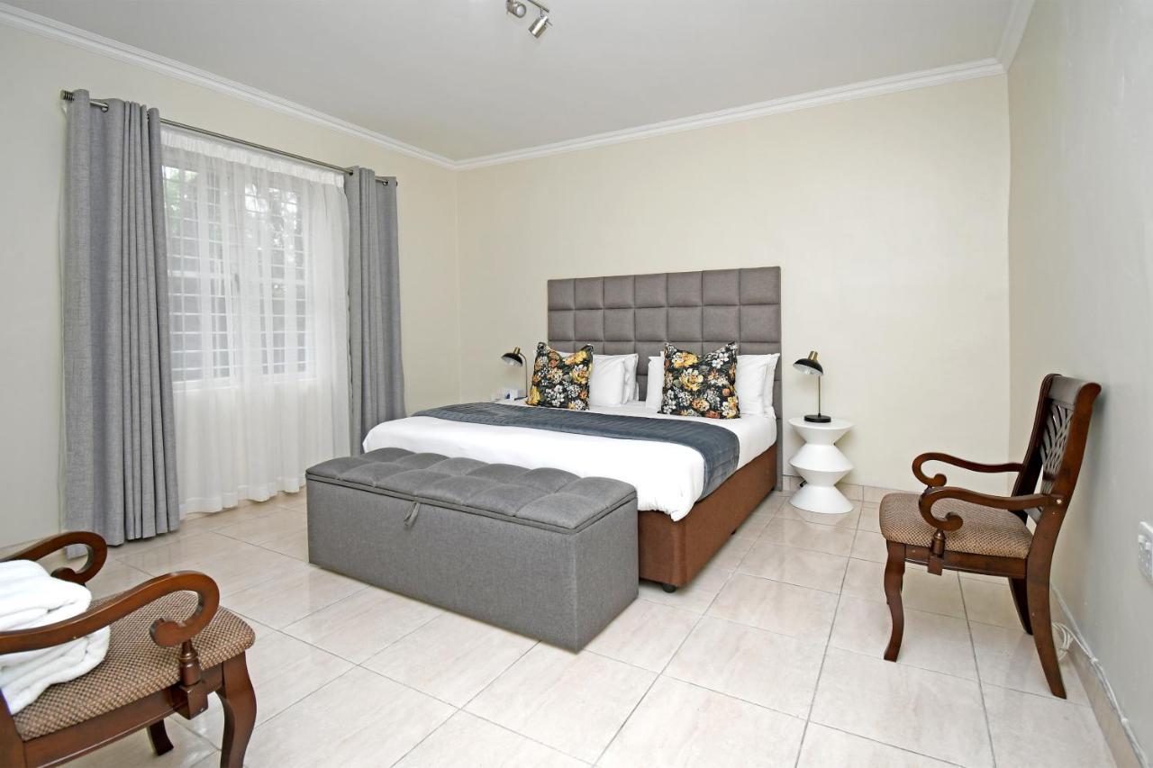 Zwelakho Furnished Apartments The Cube Johannesburg Exterior foto