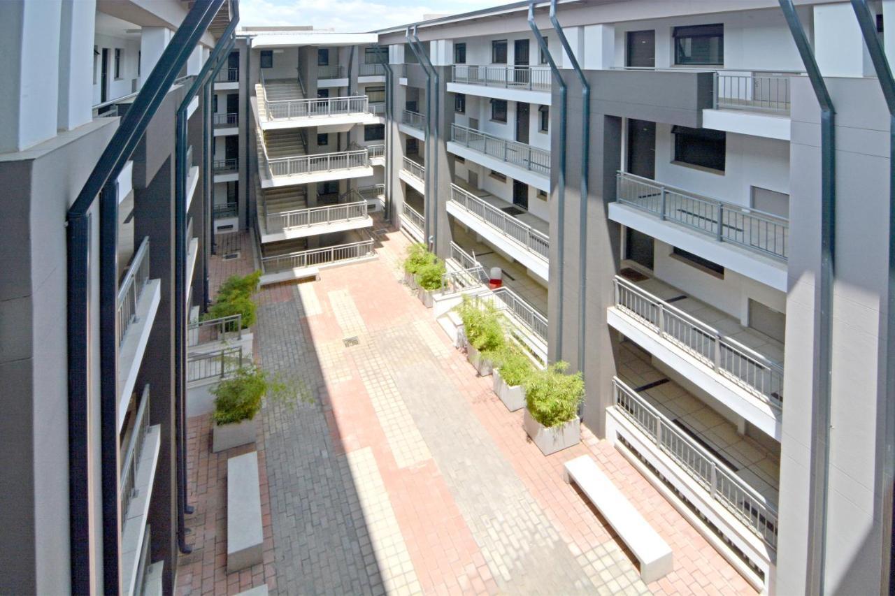 Zwelakho Furnished Apartments The Cube Johannesburg Exterior foto